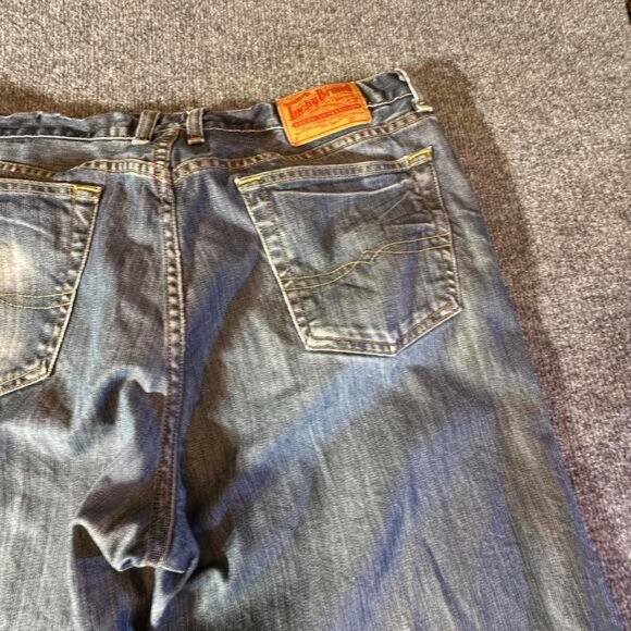 Lucky Brand Men's Jeans - Classic Fit - Distressed Denim - Picture 8 of 16